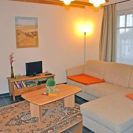 Appartement Und Ferienzimmer W *